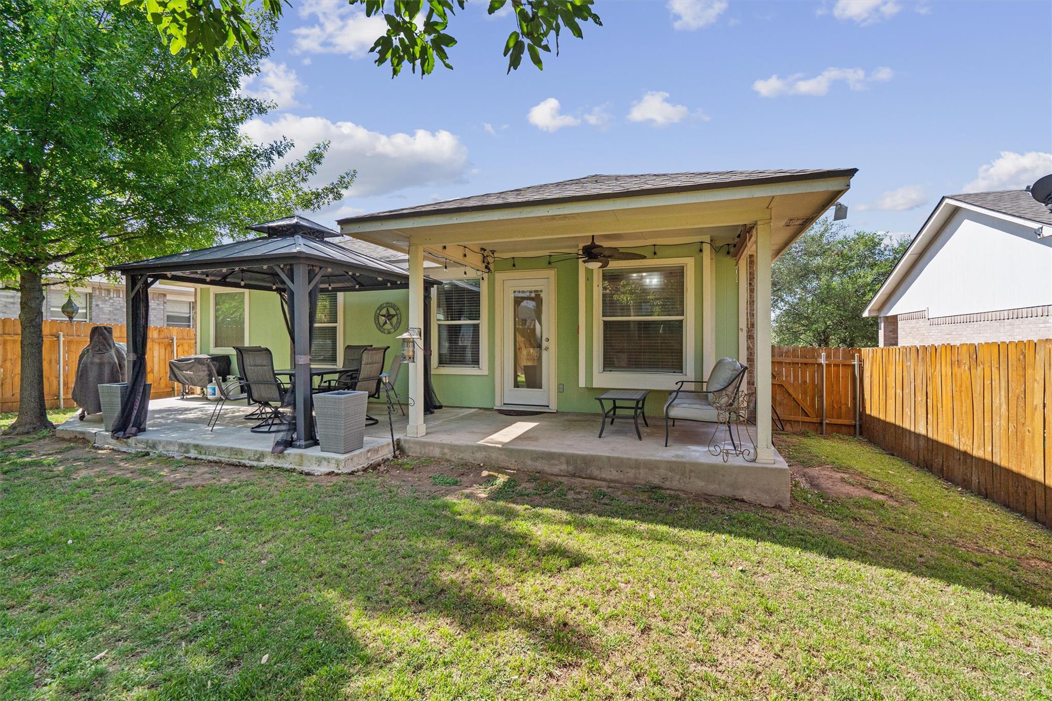 1108 Teapot Dr, Pflugerville, TX 78660