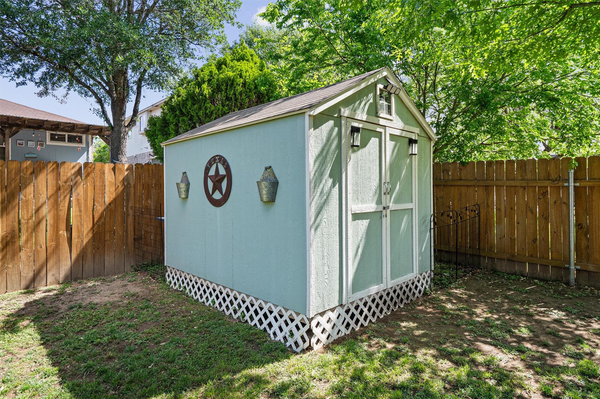 1108 Teapot Dr, Pflugerville, TX 78660