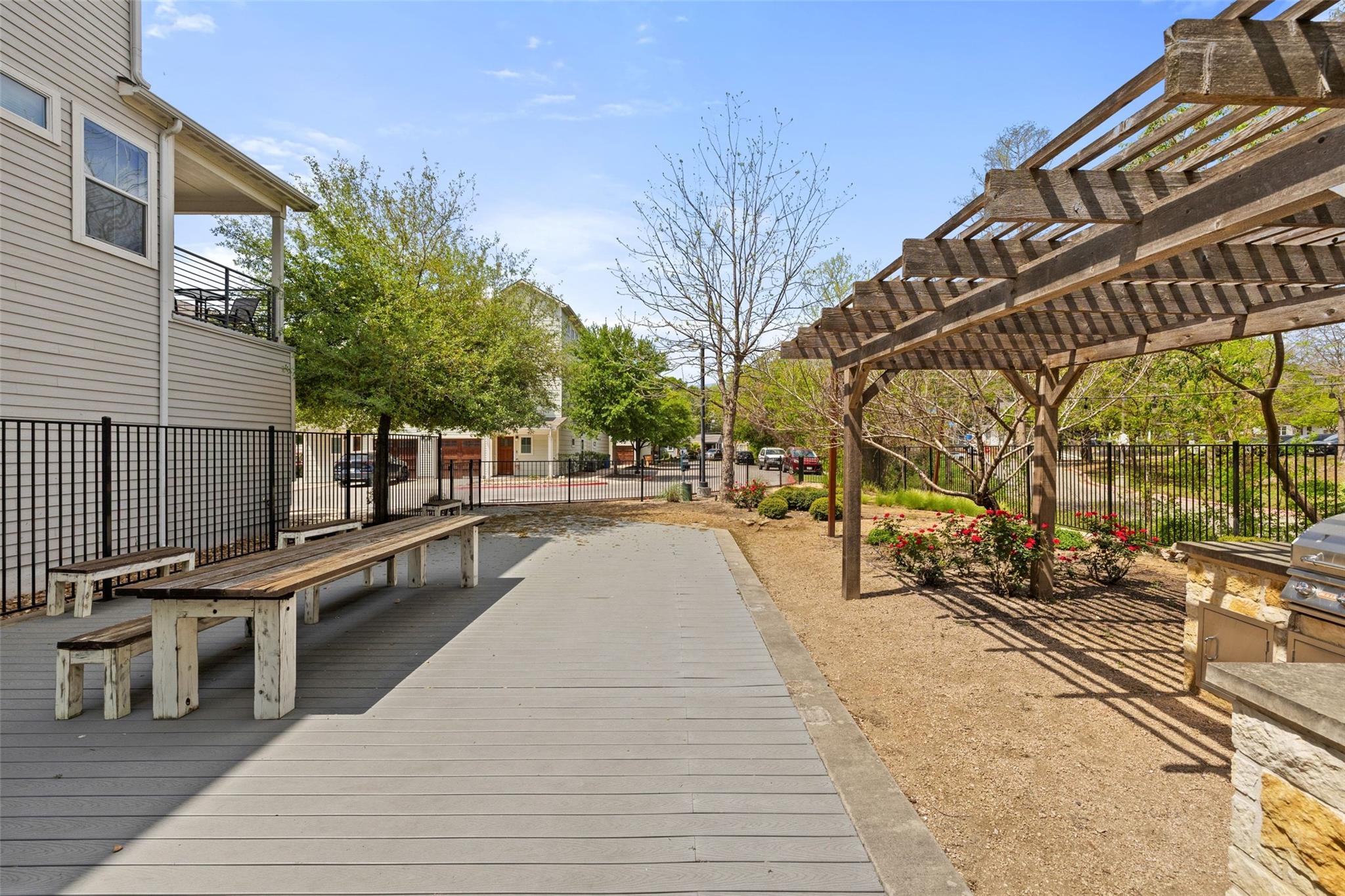 2713 Halcyon Dr # 3, Austin, TX 78702