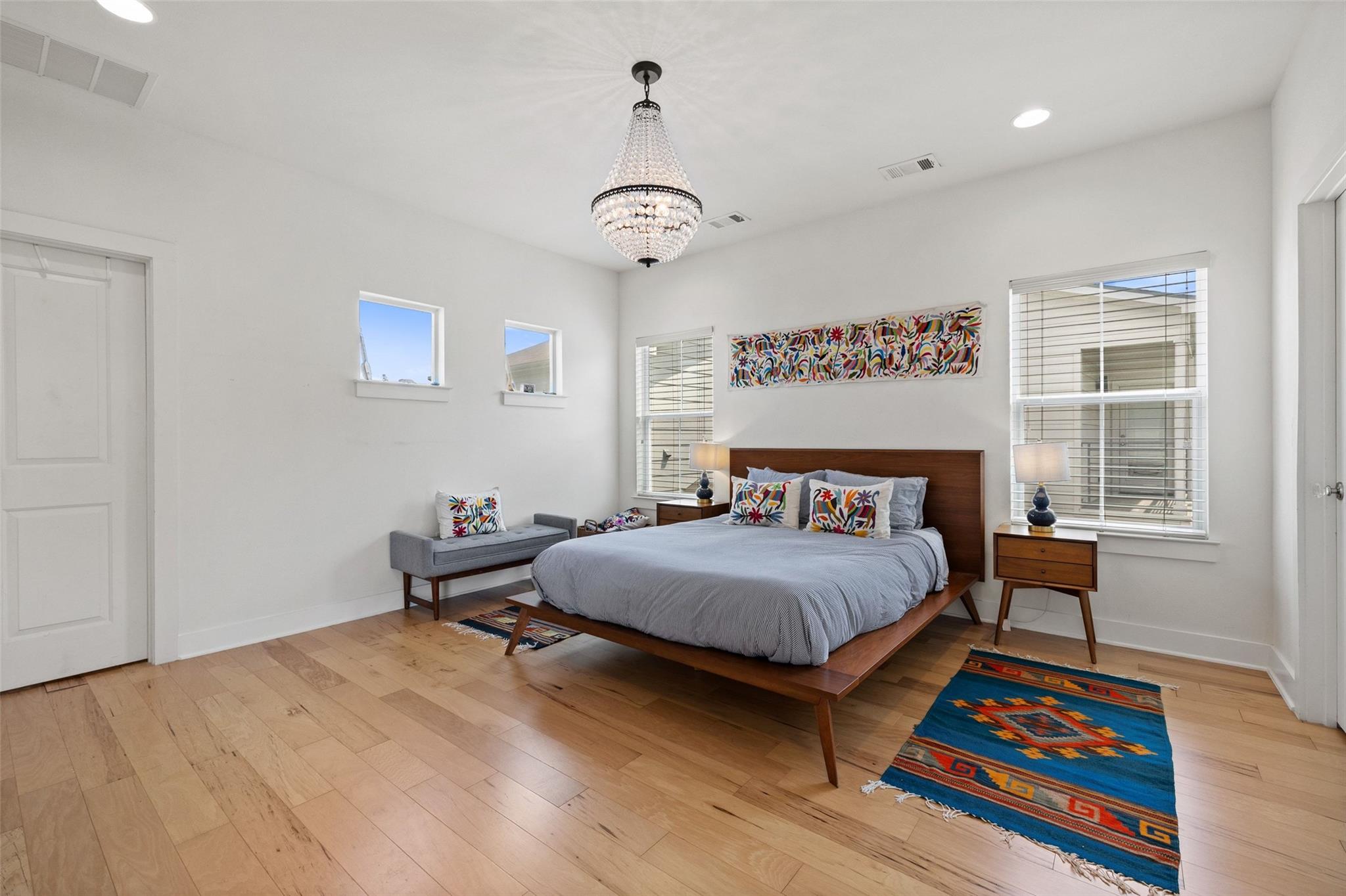 2713 Halcyon Dr # 3, Austin, TX 78702