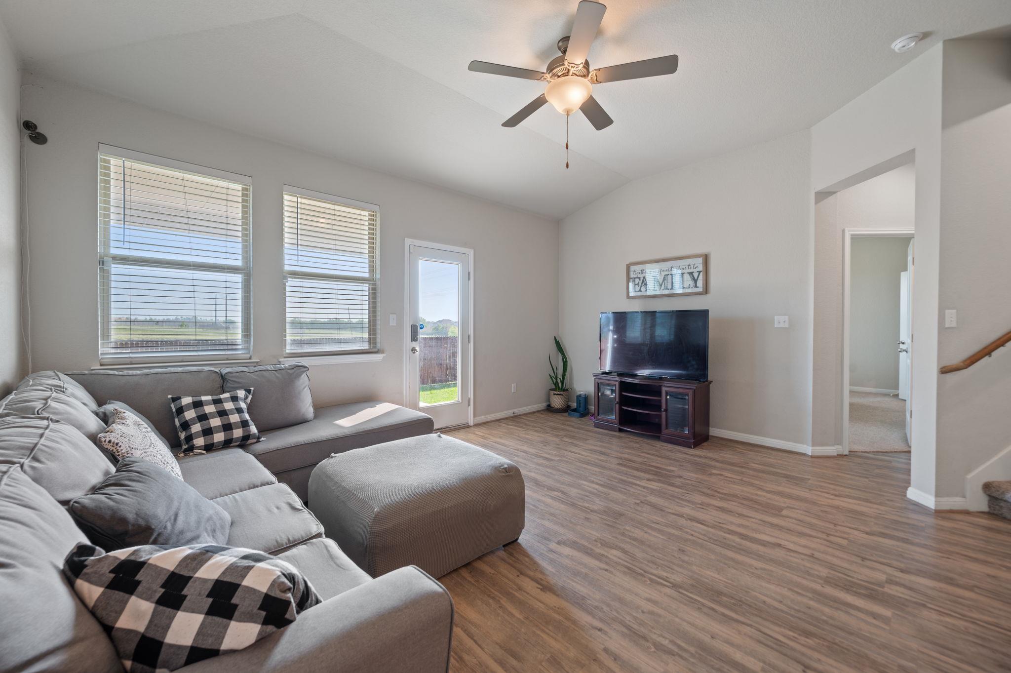 17418 Gabbro Dr, Pflugerville, TX 78660