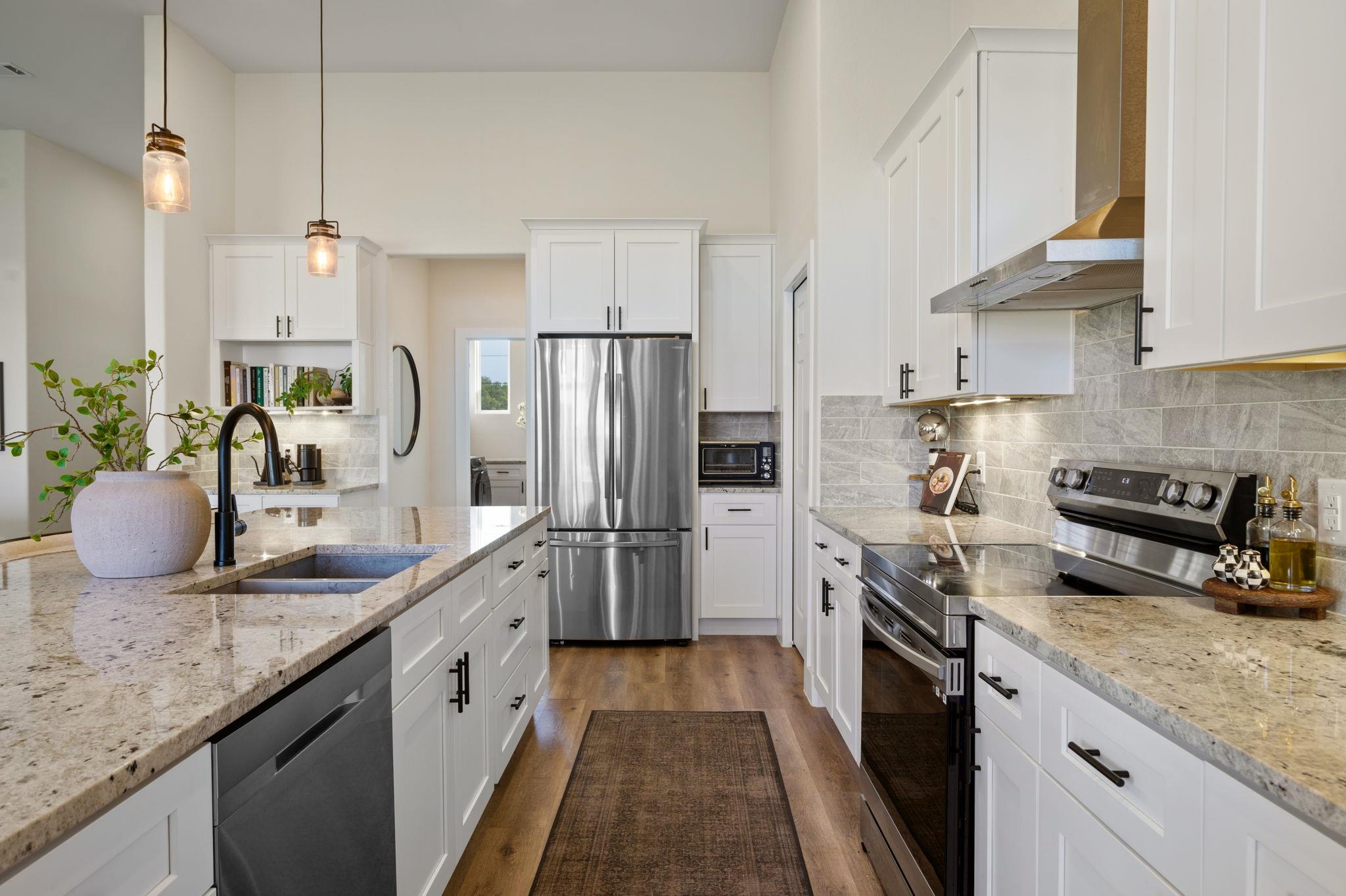 8604 Bar K Ranch Rd, Lago Vista, TX 78645