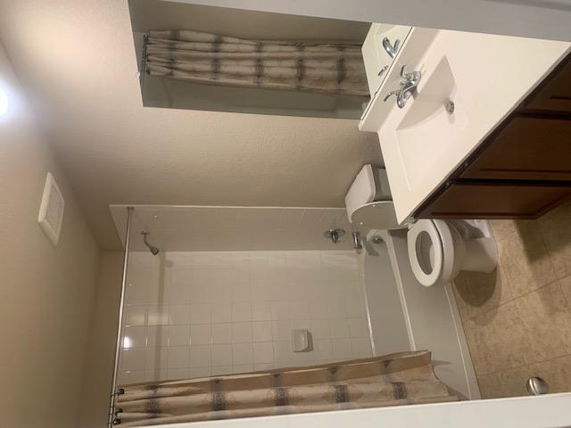 118 Eagle Lake Dr, Hutto, TX 78634