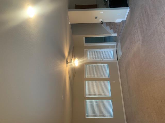 118 Eagle Lake Dr, Hutto, TX 78634