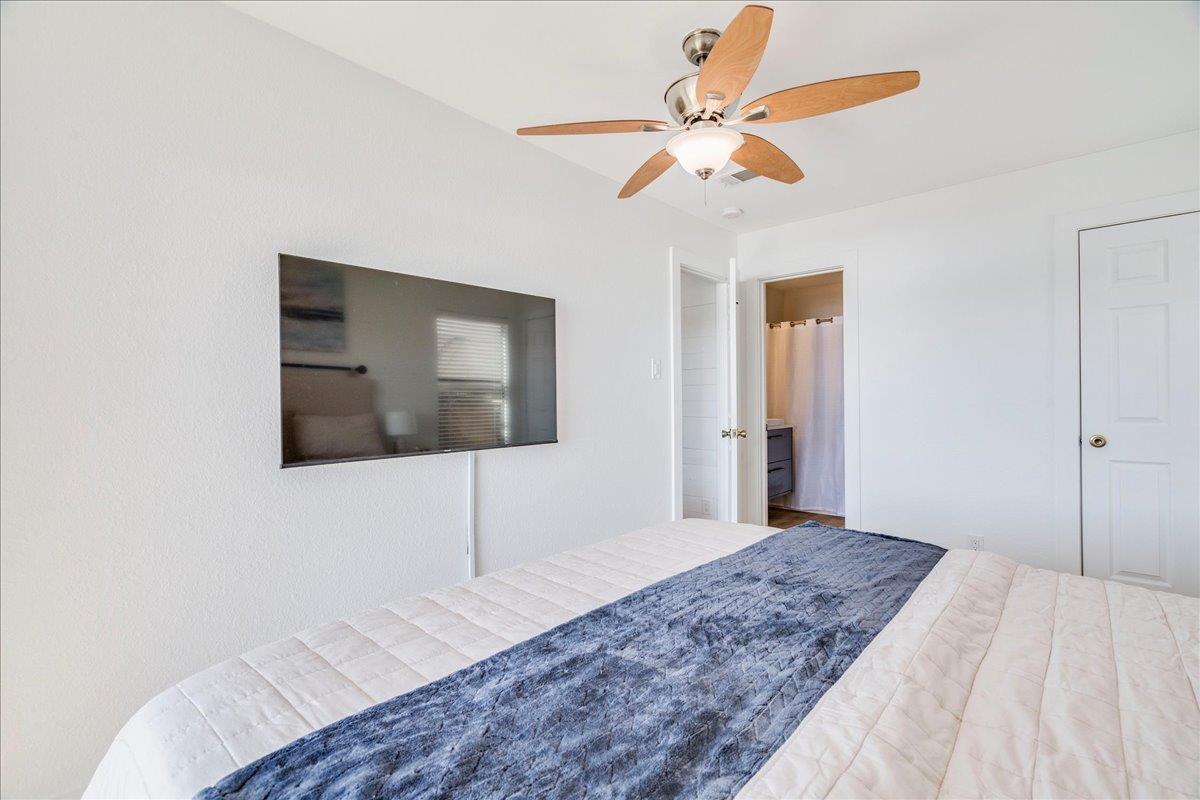 101 Island Dr # A, Horseshoe Bay, TX 78657