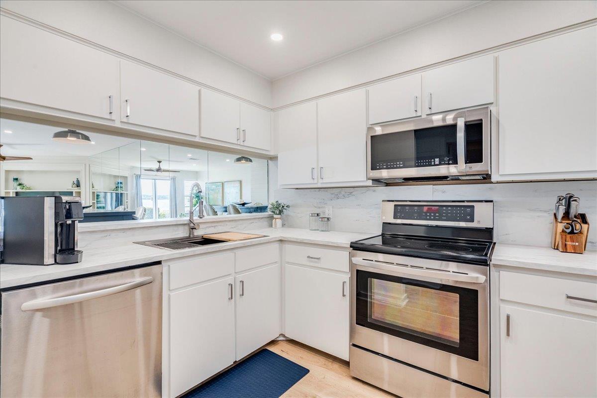 101 Island Dr # A, Horseshoe Bay, TX 78657