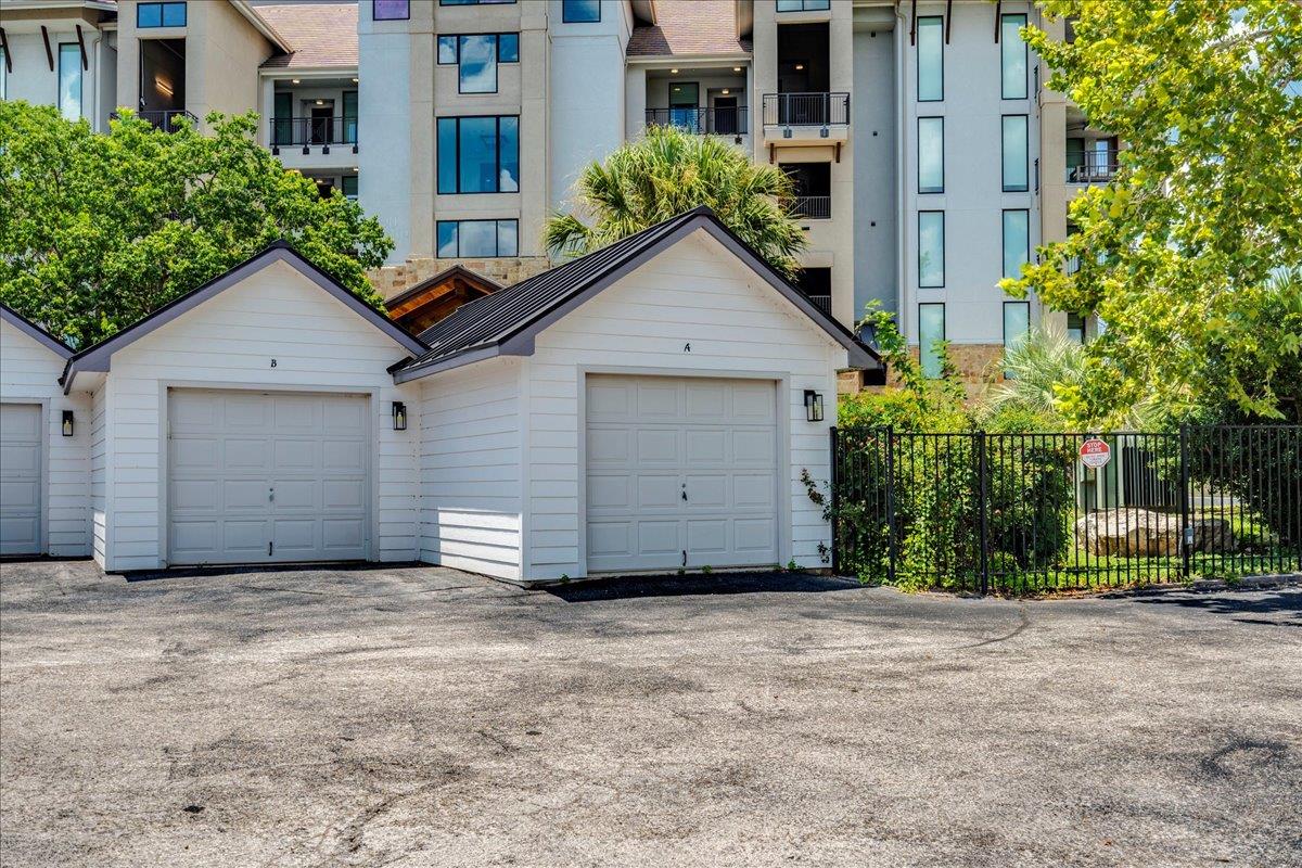 101 Island Dr # A, Horseshoe Bay, TX 78657