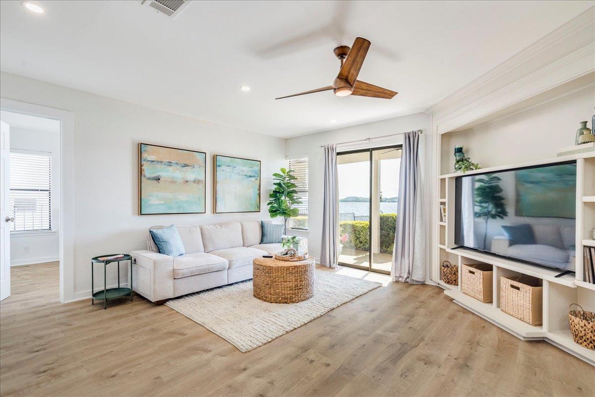 101 Island Dr # A, Horseshoe Bay, TX 78657