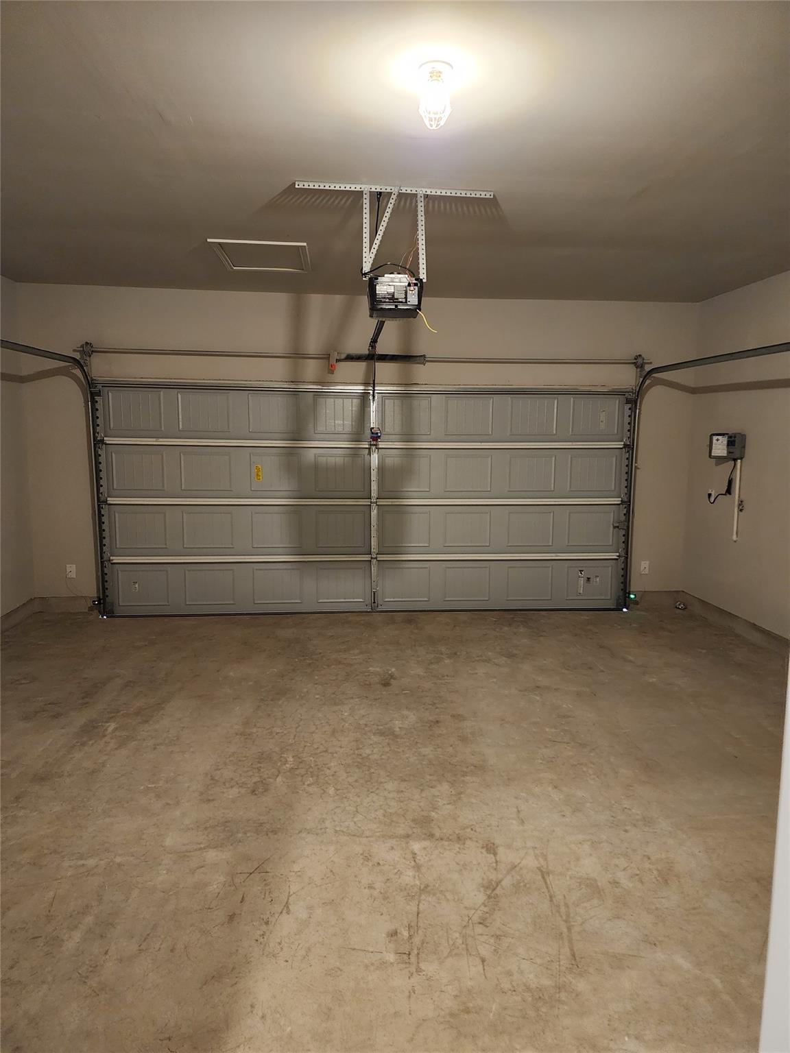 120 Greenspire Ln, Hutto, TX 78634