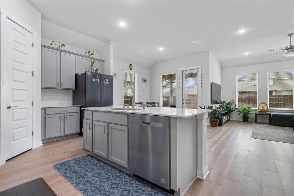 1813 Crow Hop Vw, Leander, TX 78641