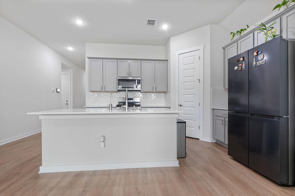 1813 Crow Hop Vw, Leander, TX 78641