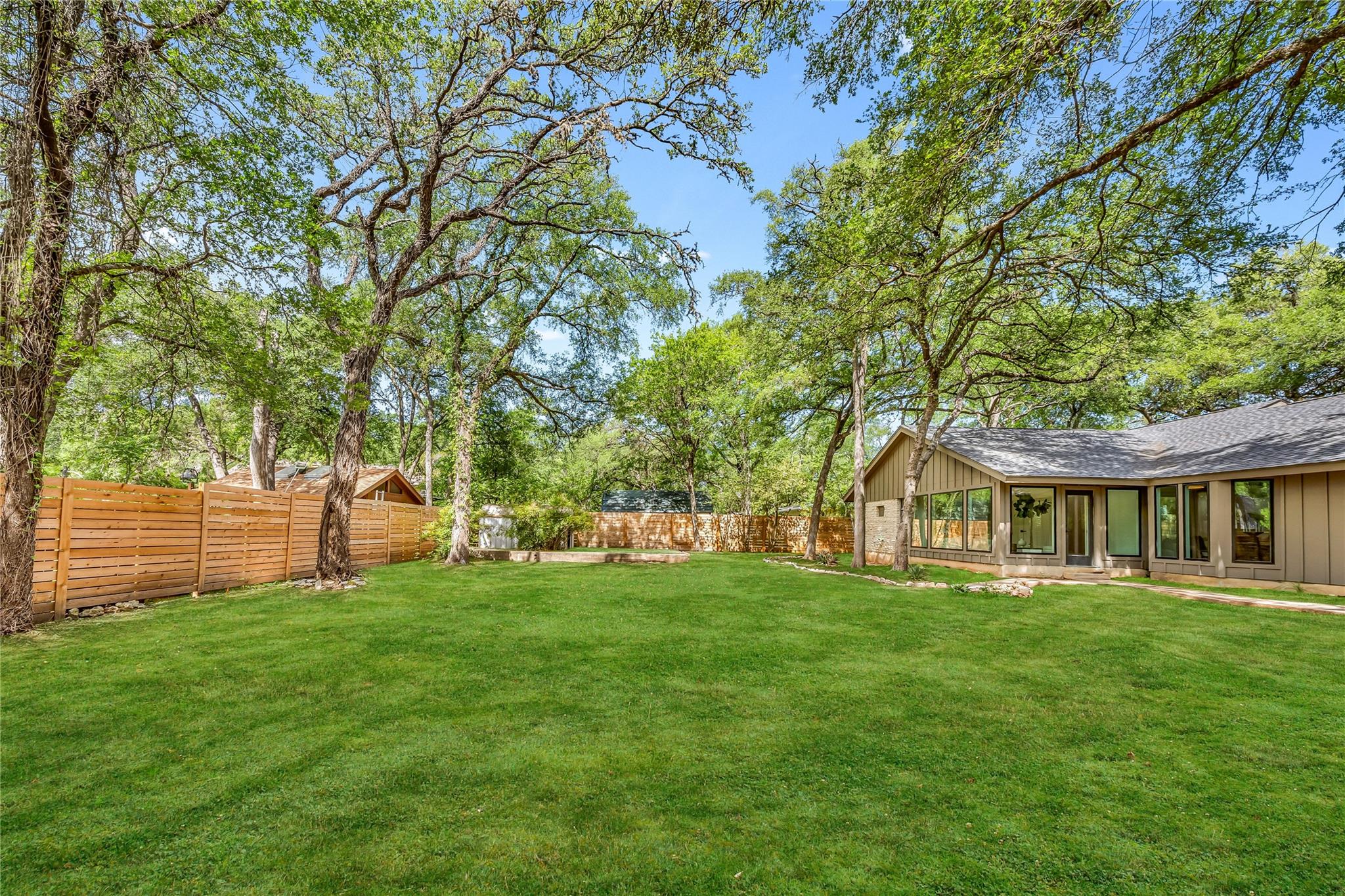 2501 Crownspoint Dr, Austin, TX 78748