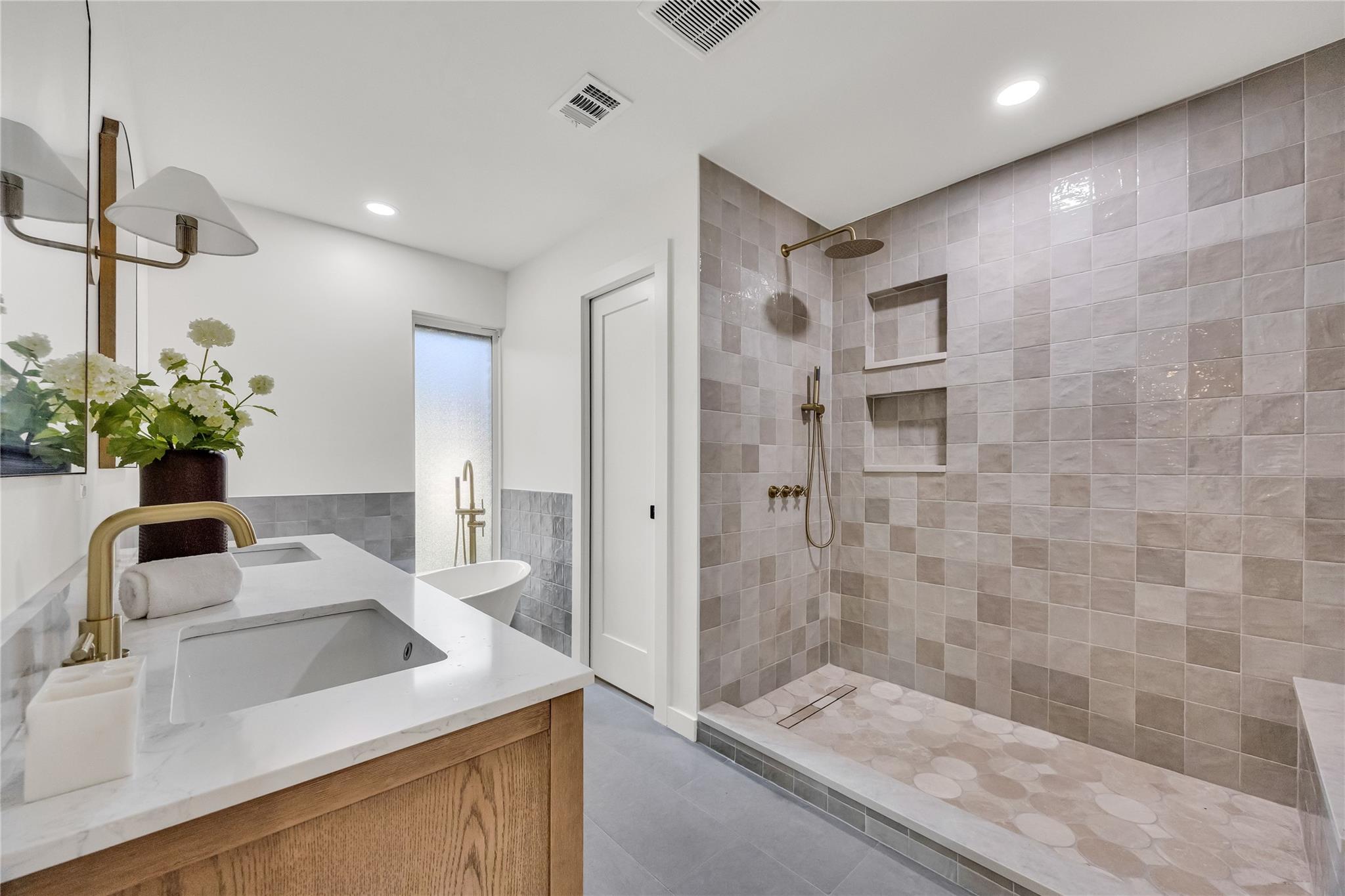 2501 Crownspoint Dr, Austin, TX 78748