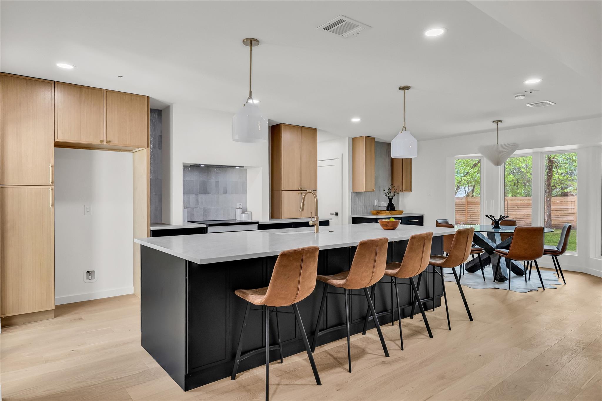 2501 Crownspoint Dr, Austin, TX 78748