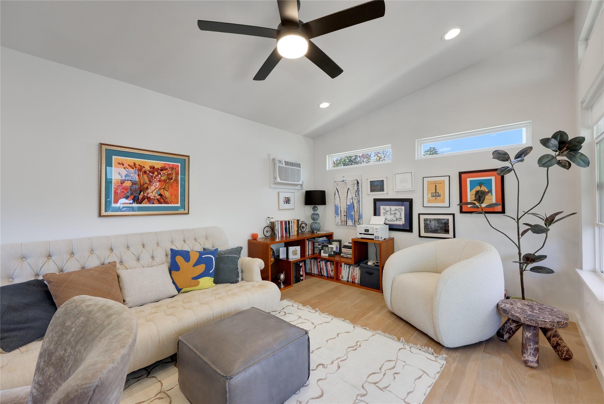 7902 Copano Dr, Austin, TX 78749