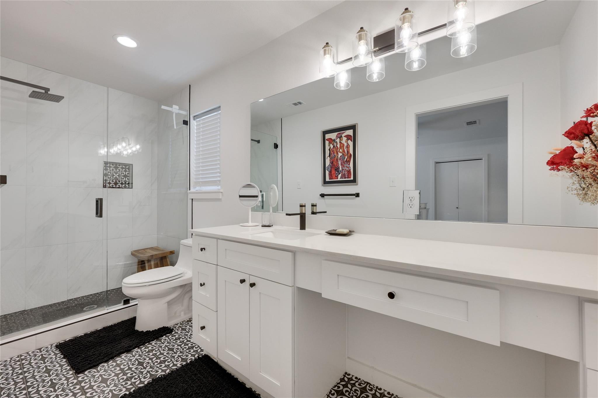 7902 Copano Dr, Austin, TX 78749