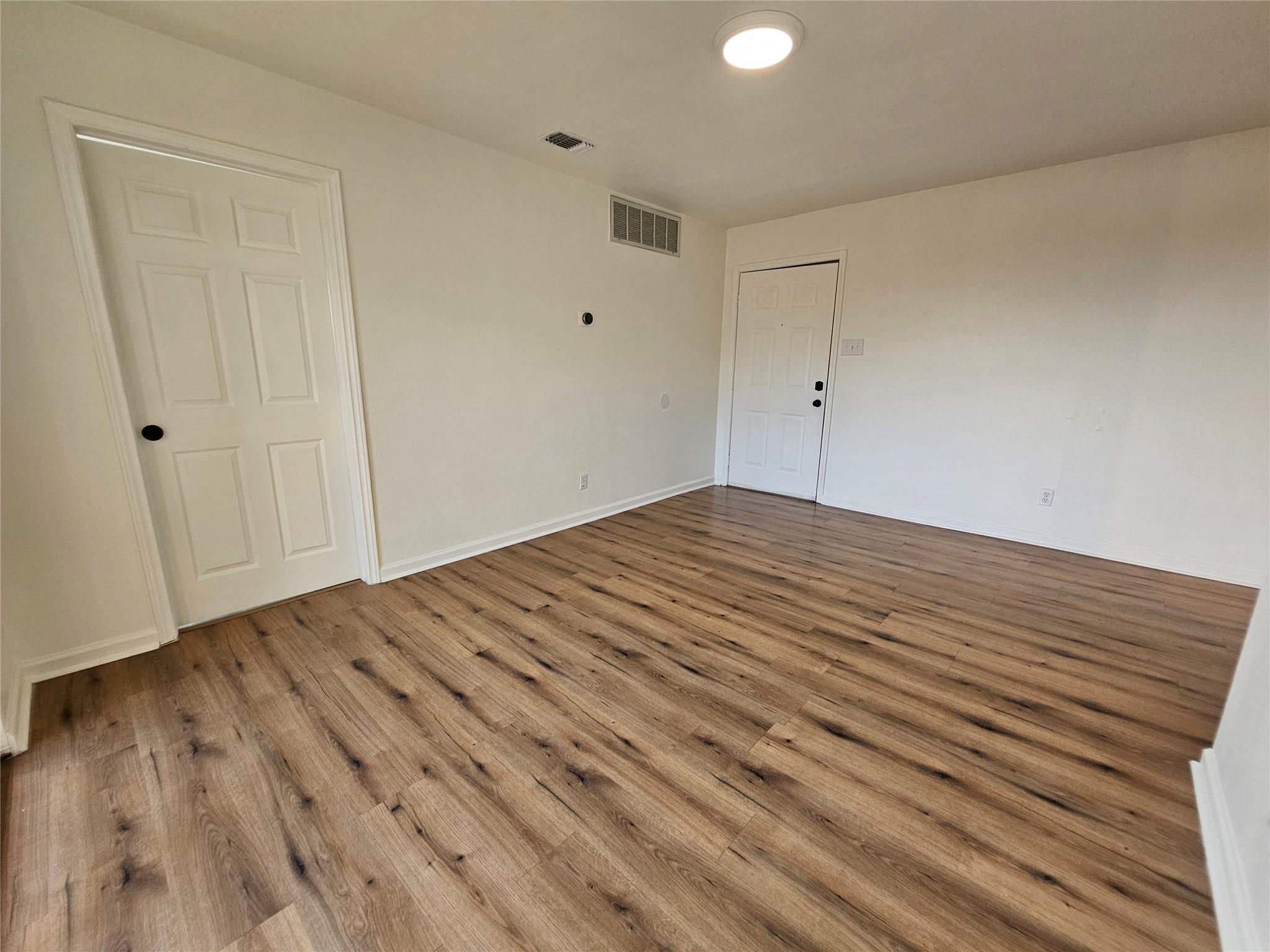 6903 Deatonhill Dr # 2, Austin, TX 78745