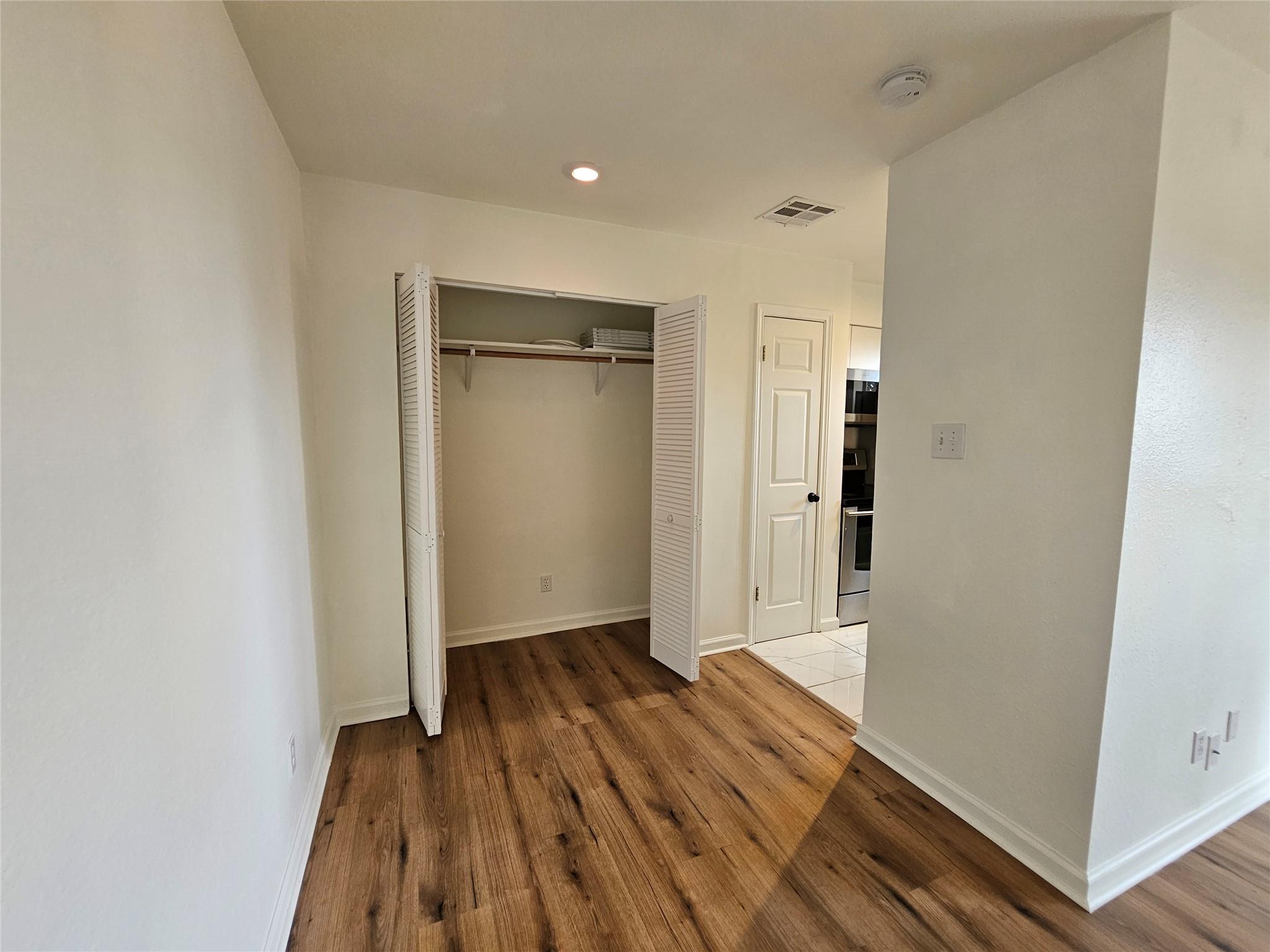 6903 Deatonhill Dr # 2, Austin, TX 78745