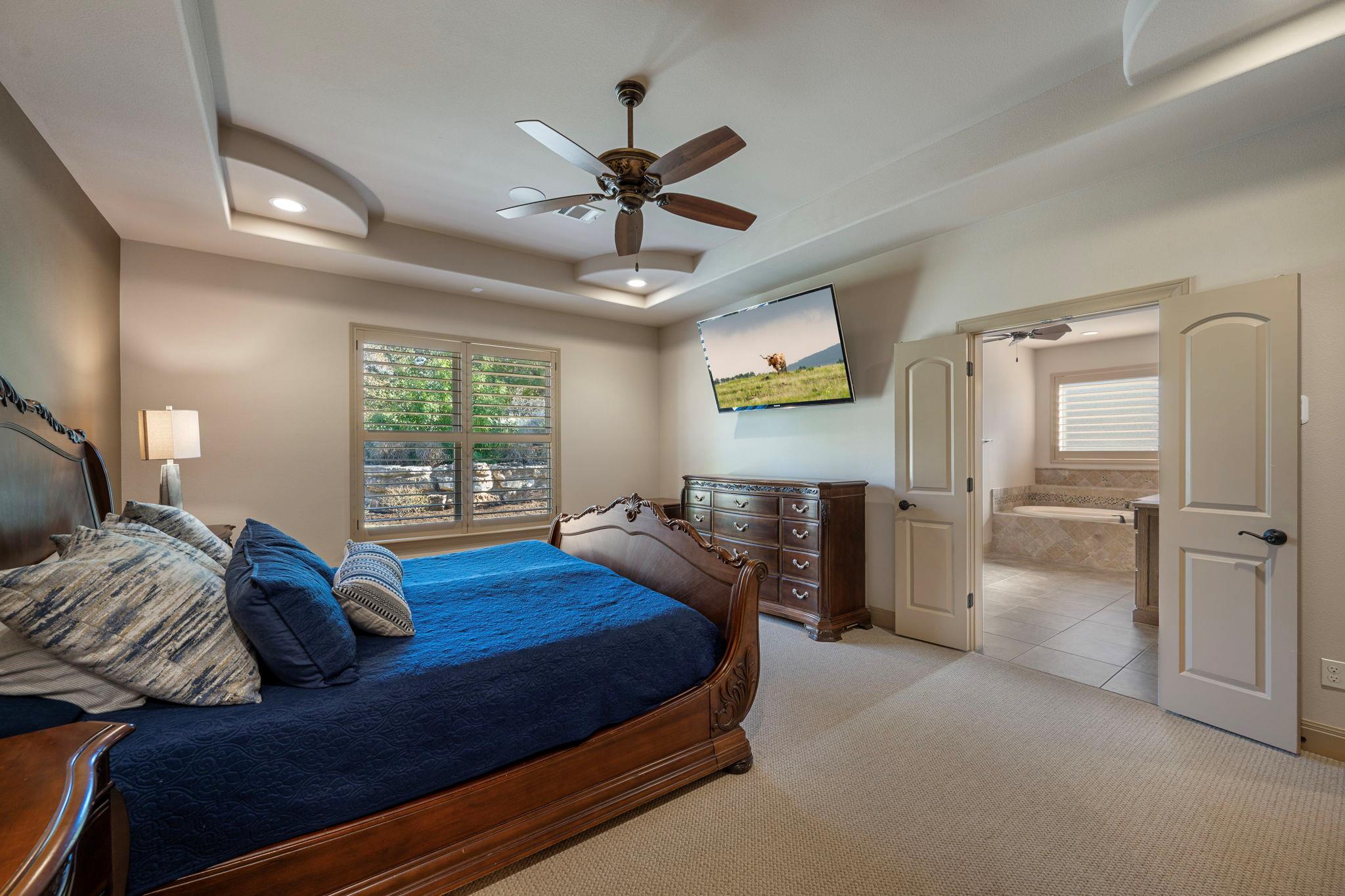 204 Overlook Ct, Georgetown, TX 78628