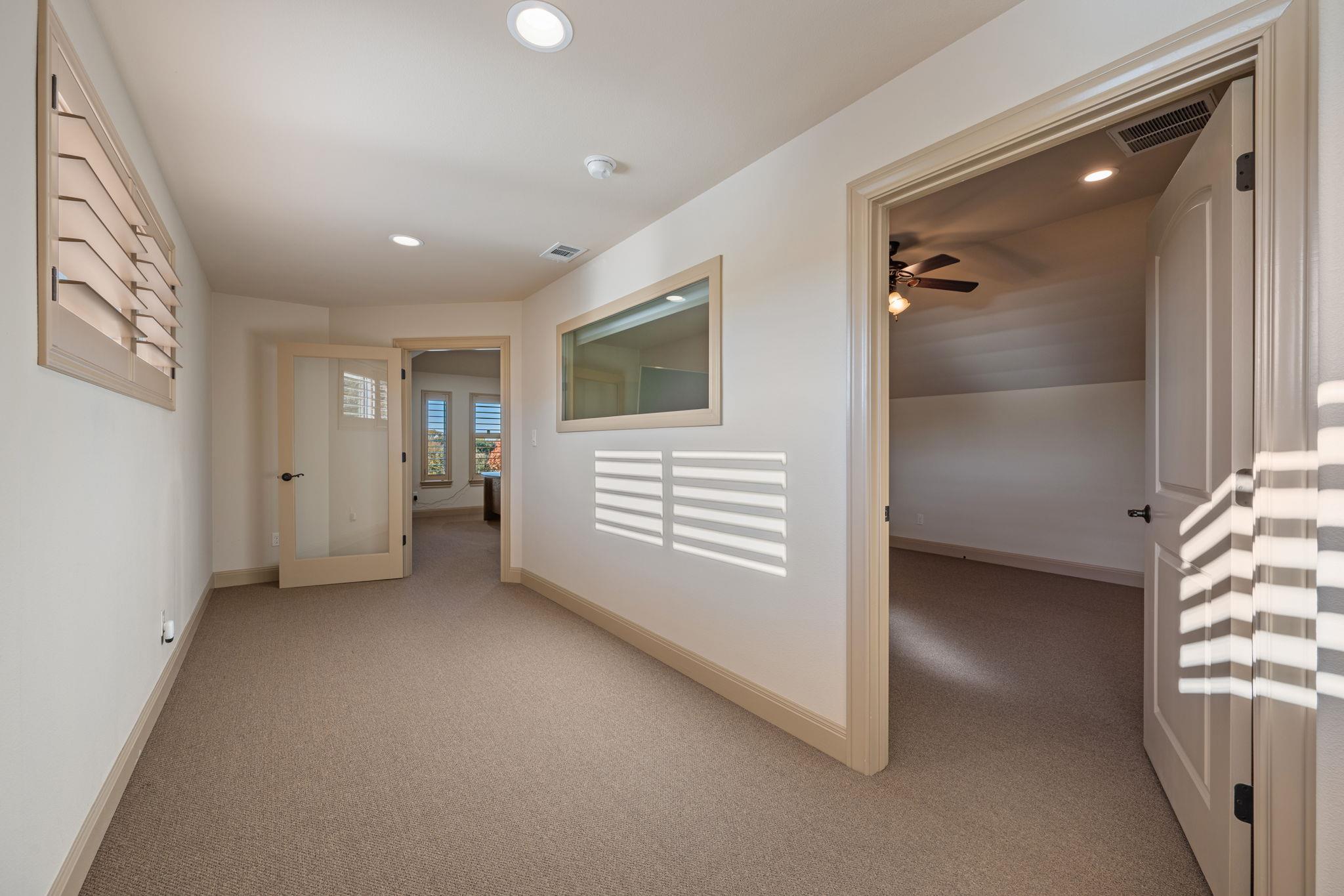 204 Overlook Ct, Georgetown, TX 78628