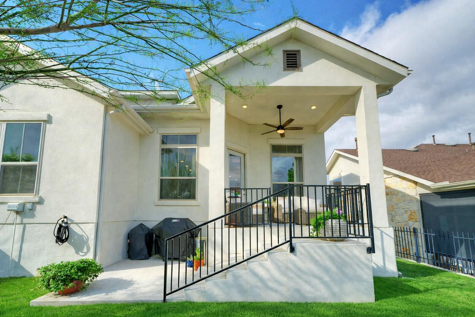 106 Cartwheel Bnd # 55, Austin, TX 78738