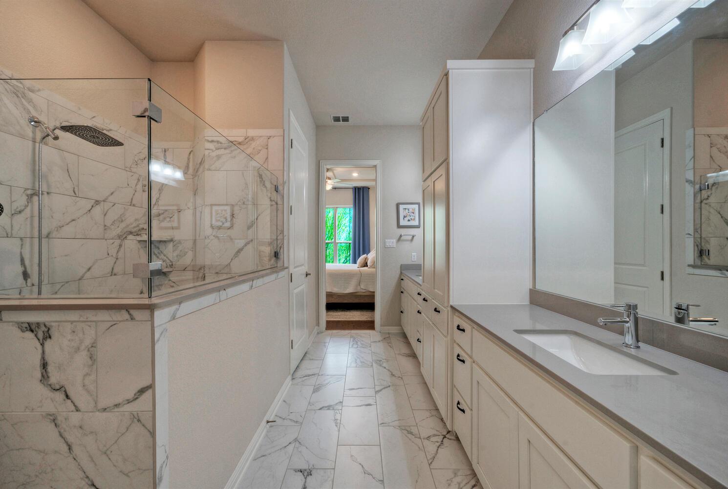 106 Cartwheel Bnd # 55, Austin, TX 78738