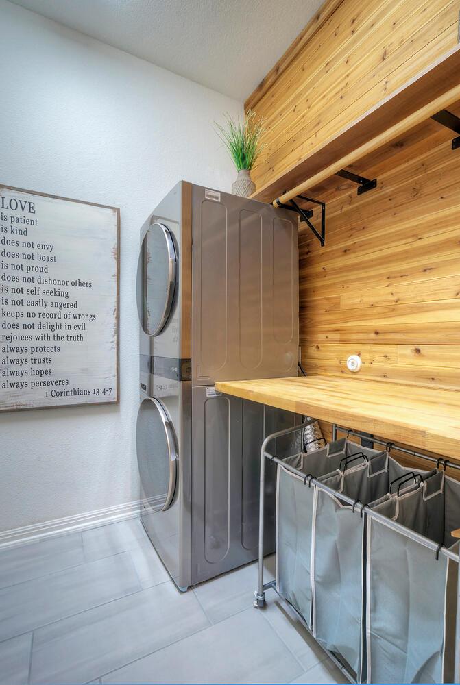 106 Cartwheel Bnd # 55, Austin, TX 78738