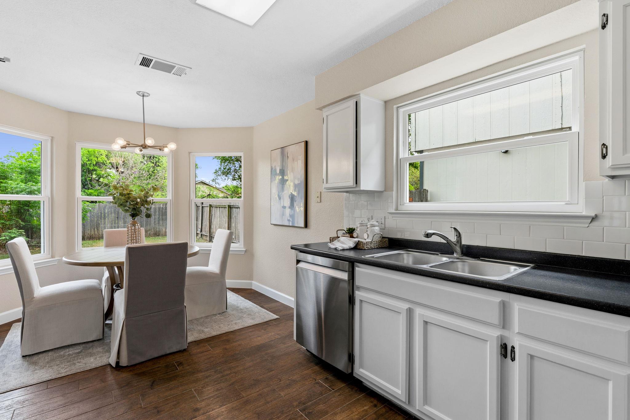 4515 Alta Loma Dr, Austin, TX 78749