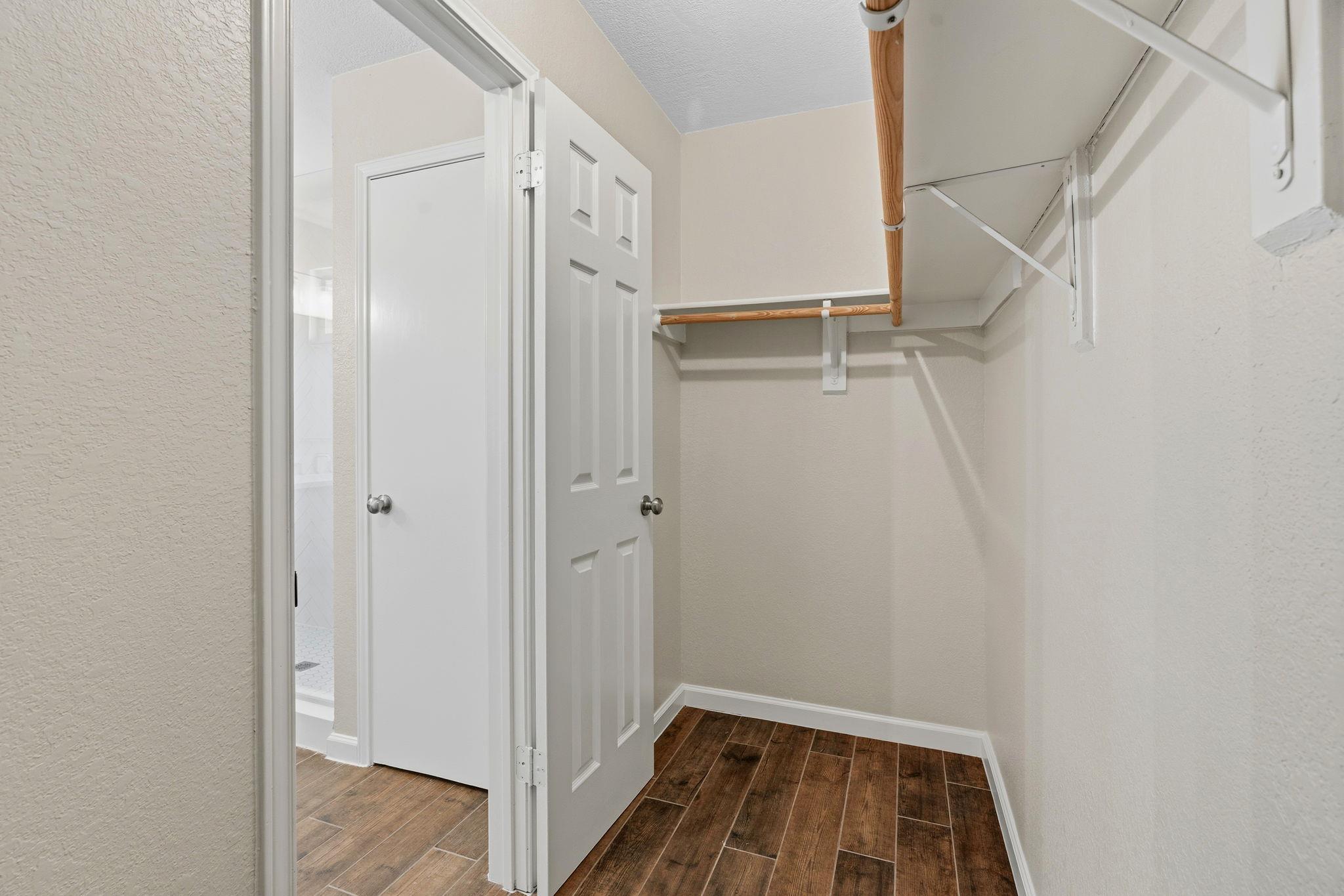 4515 Alta Loma Dr, Austin, TX 78749