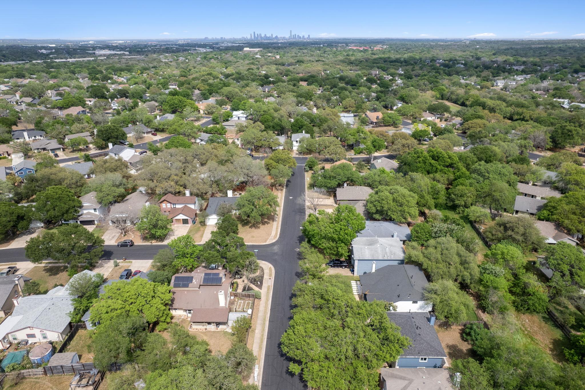 4515 Alta Loma Dr, Austin, TX 78749