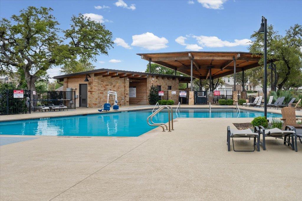 109 Pink Granite Blvd, Dripping Springs, TX 78620