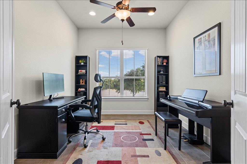 109 Pink Granite Blvd, Dripping Springs, TX 78620