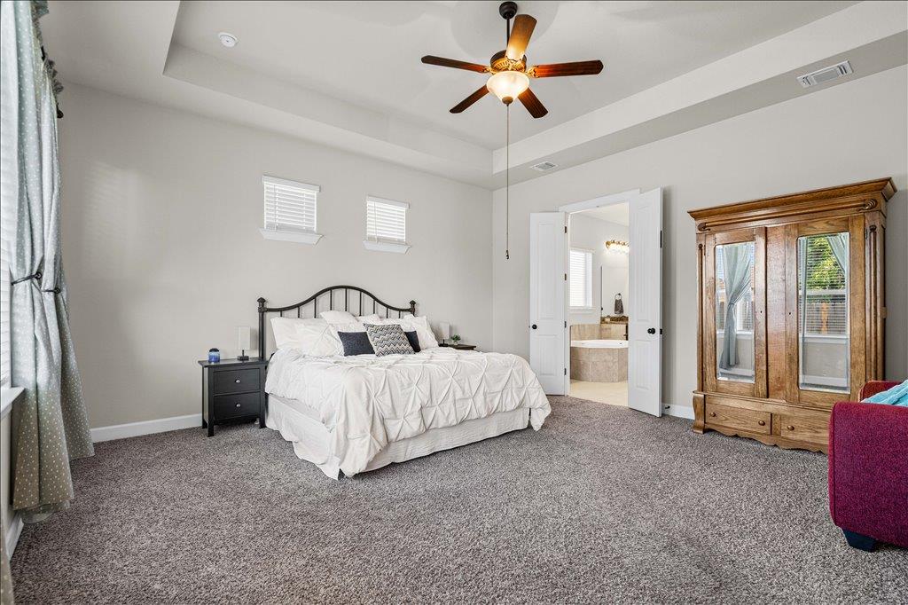 109 Pink Granite Blvd, Dripping Springs, TX 78620