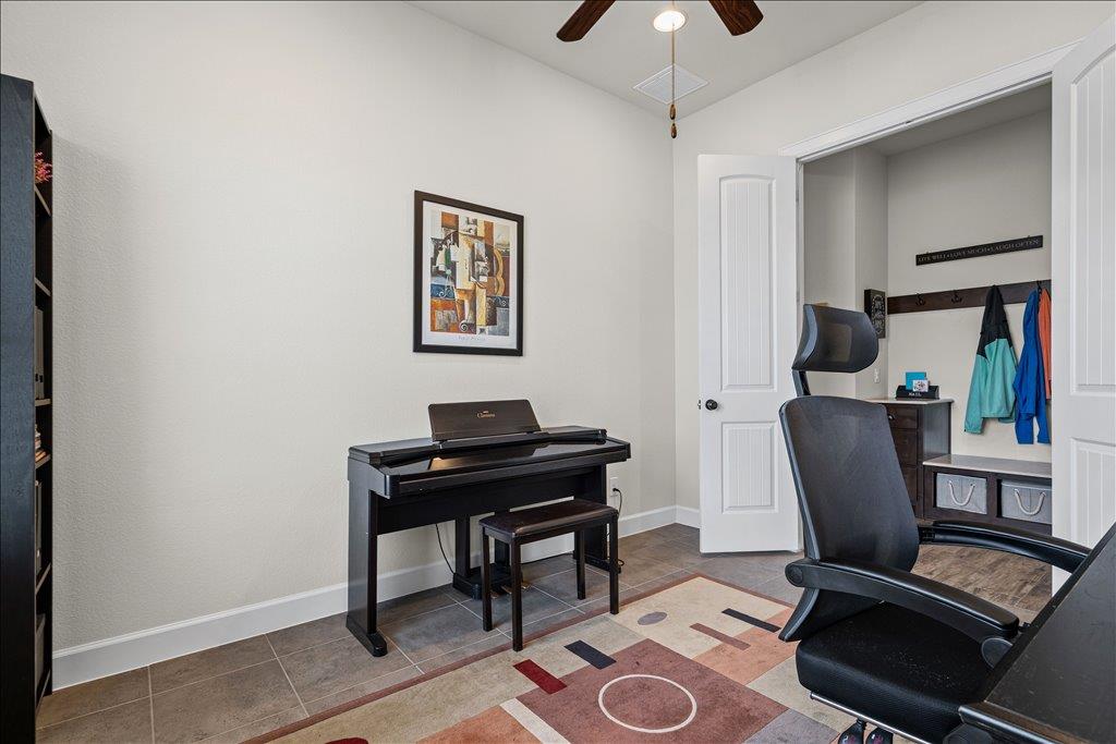 109 Pink Granite Blvd, Dripping Springs, TX 78620