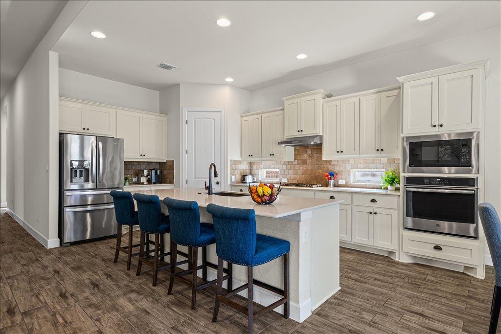 109 Pink Granite Blvd, Dripping Springs, TX 78620