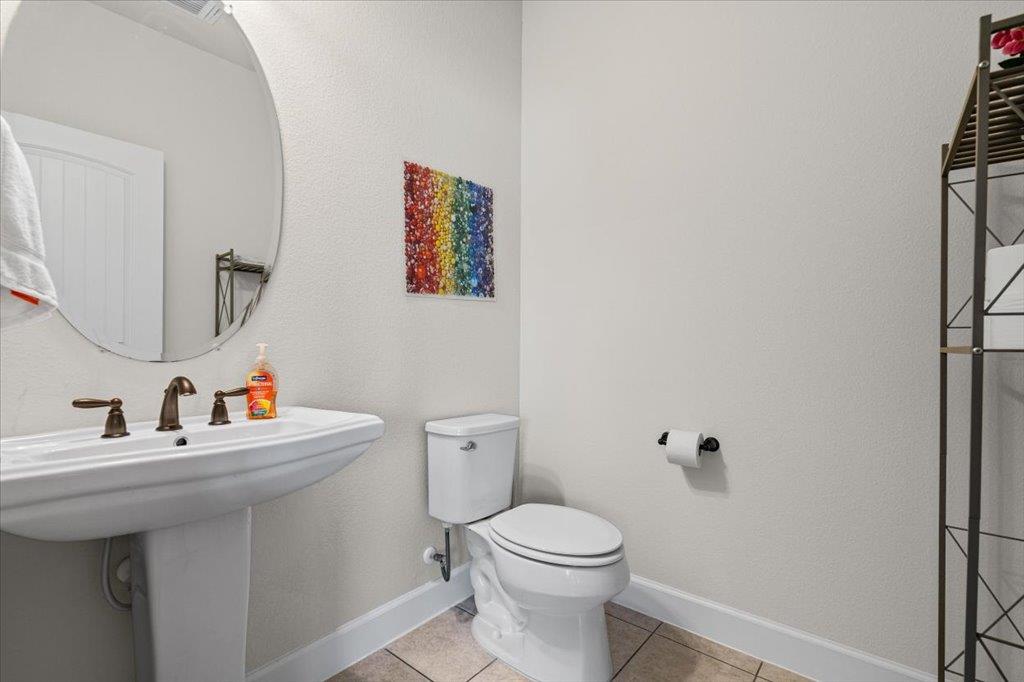 109 Pink Granite Blvd, Dripping Springs, TX 78620