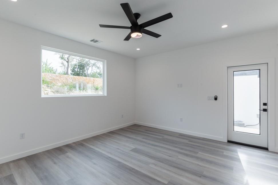 21515A Patton Ave # 2, Lago Vista, TX 78645