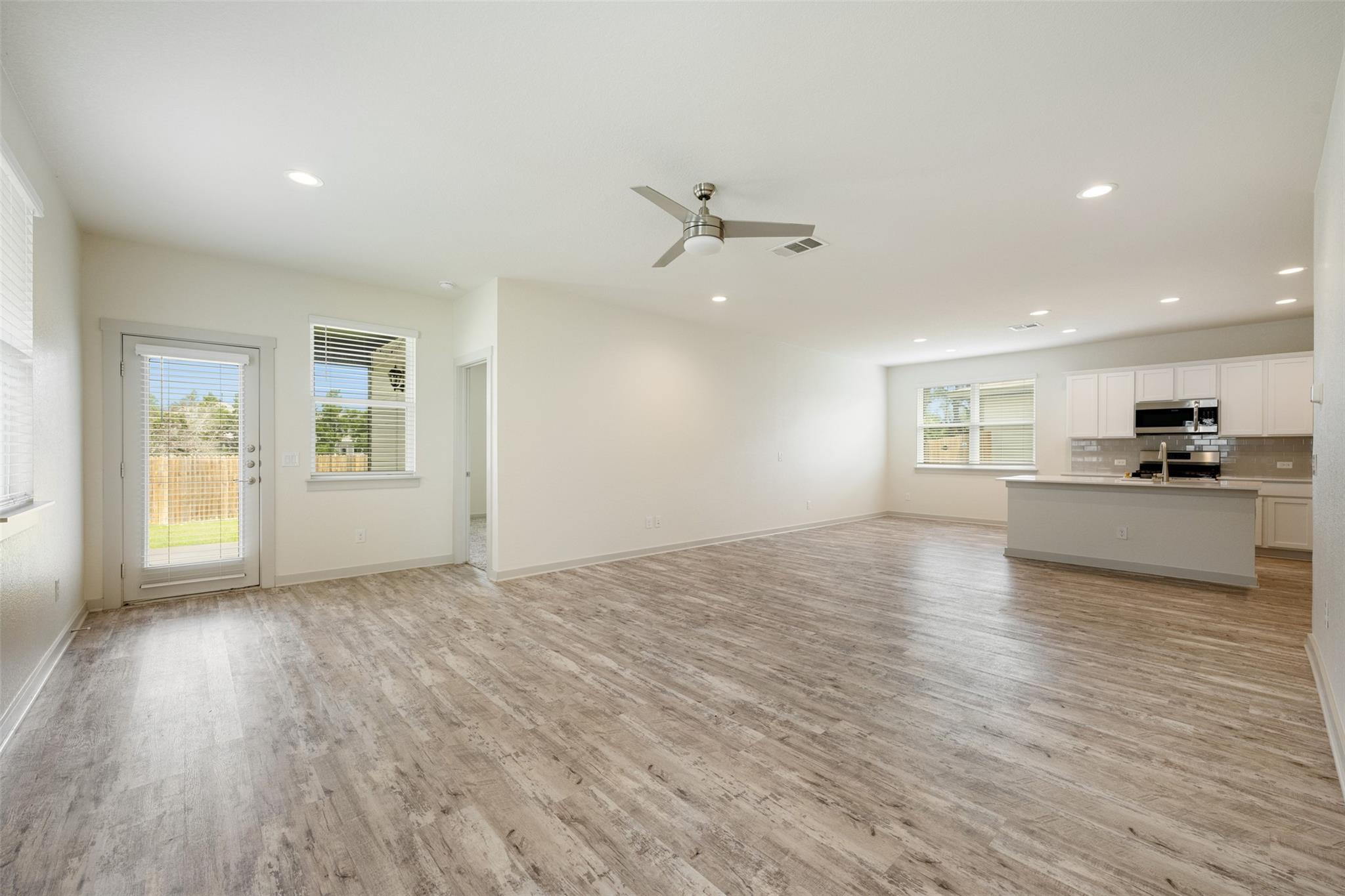 253 Deserti Rd, Leander, TX 78641