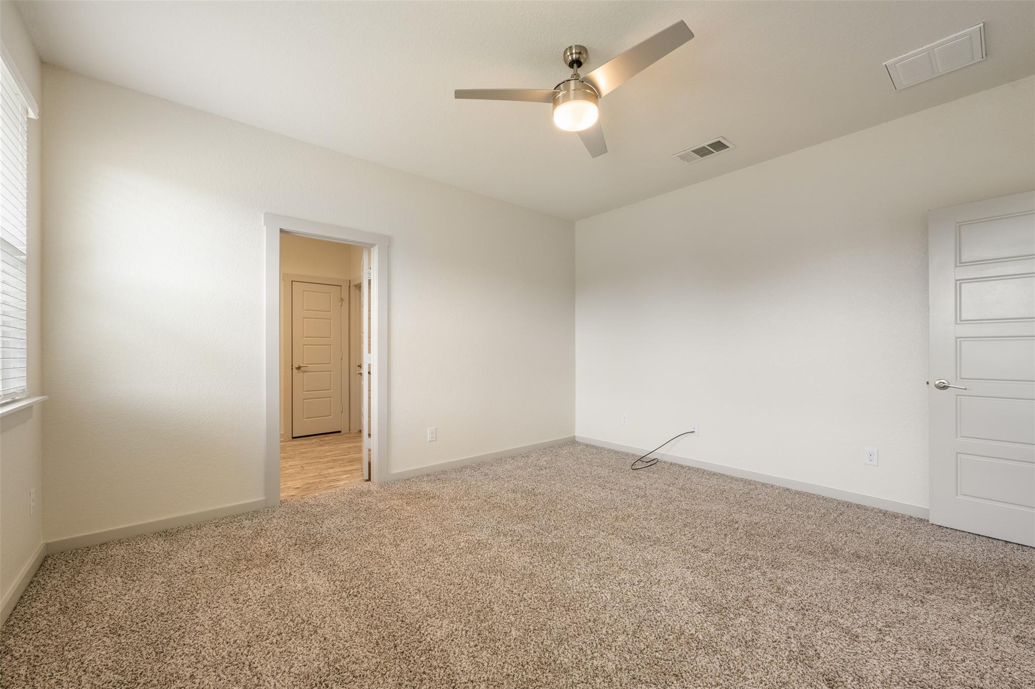 253 Deserti Rd, Leander, TX 78641