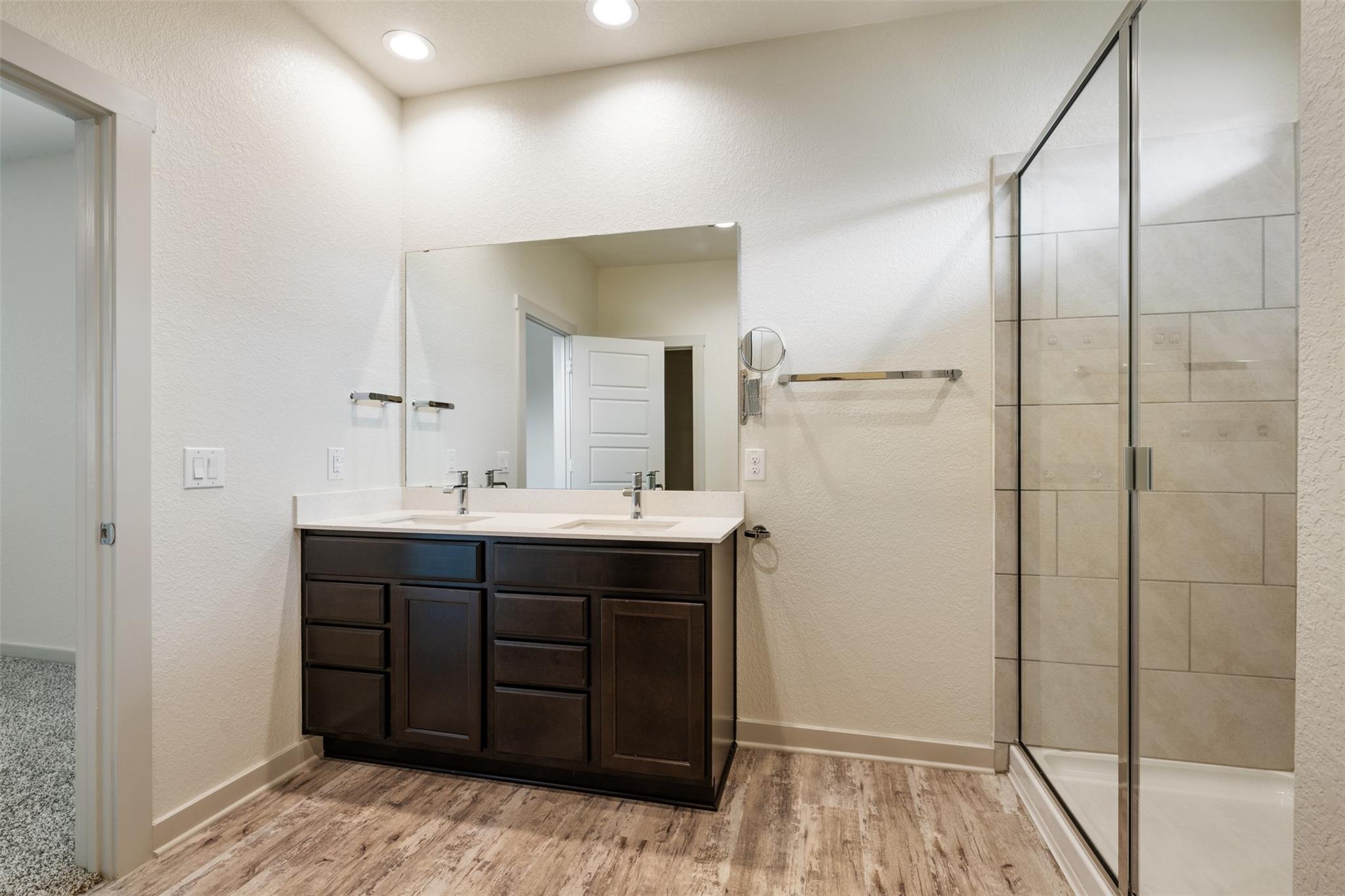 253 Deserti Rd, Leander, TX 78641