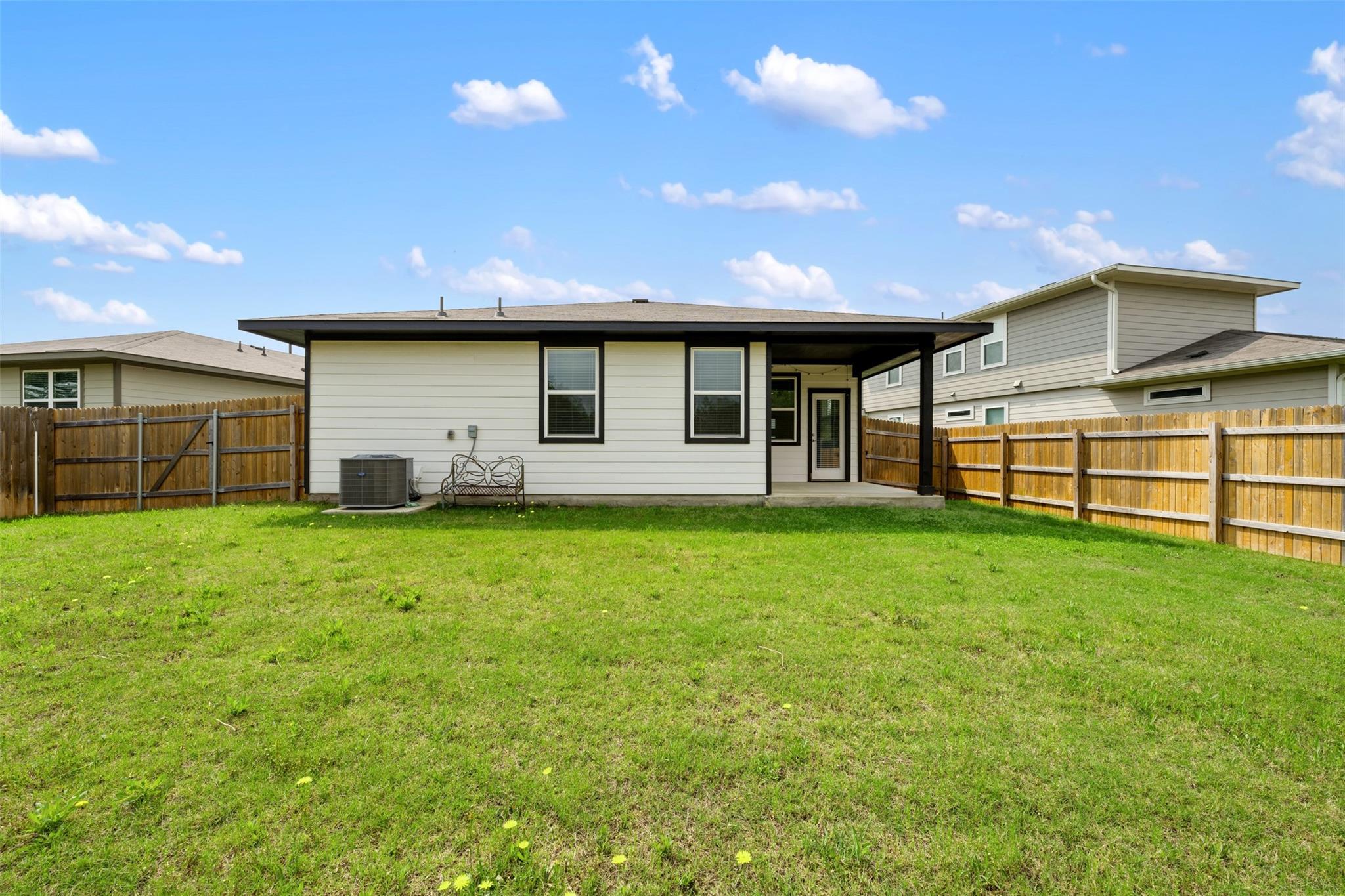 253 Deserti Rd, Leander, TX 78641