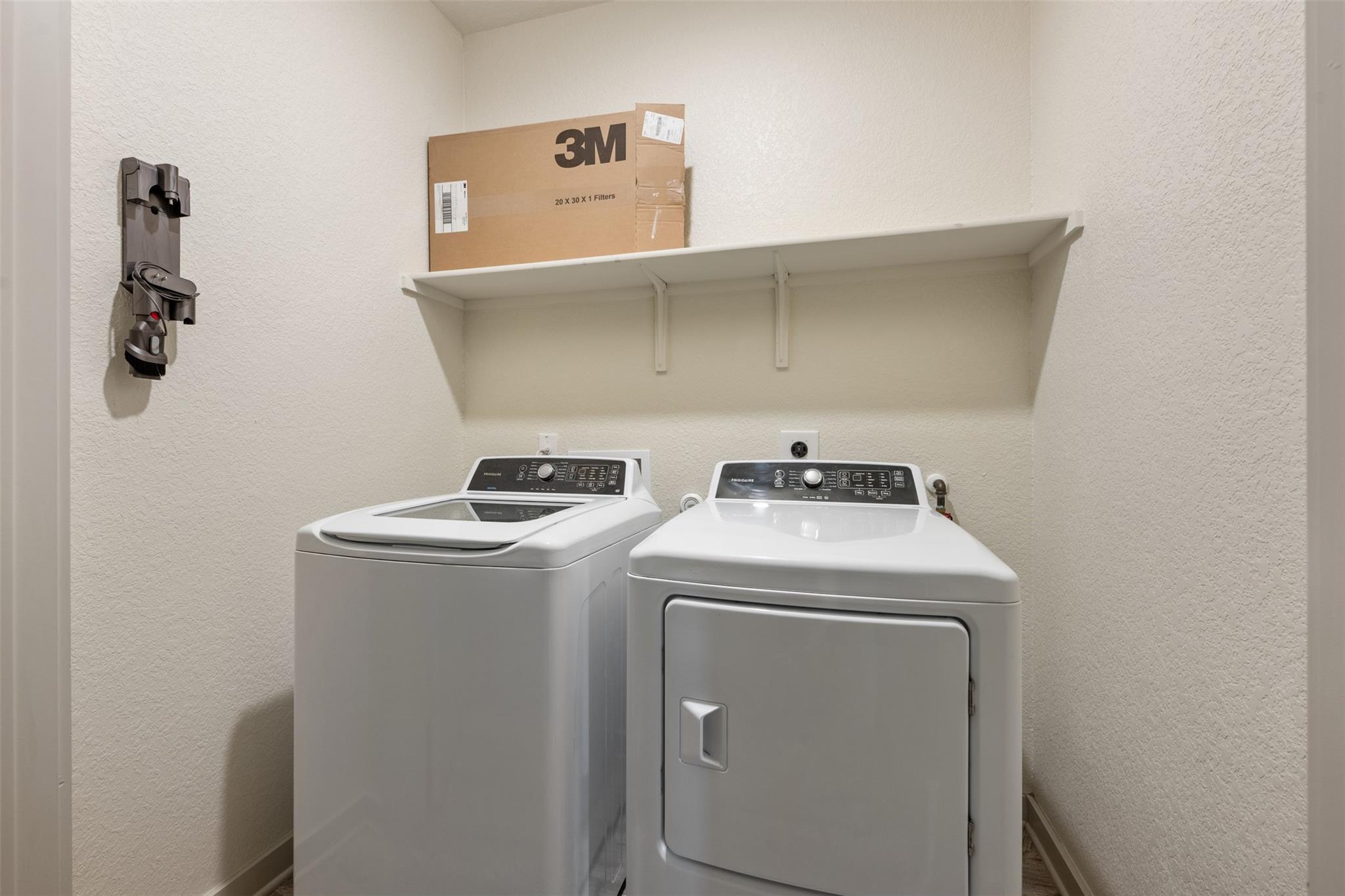 253 Deserti Rd, Leander, TX 78641