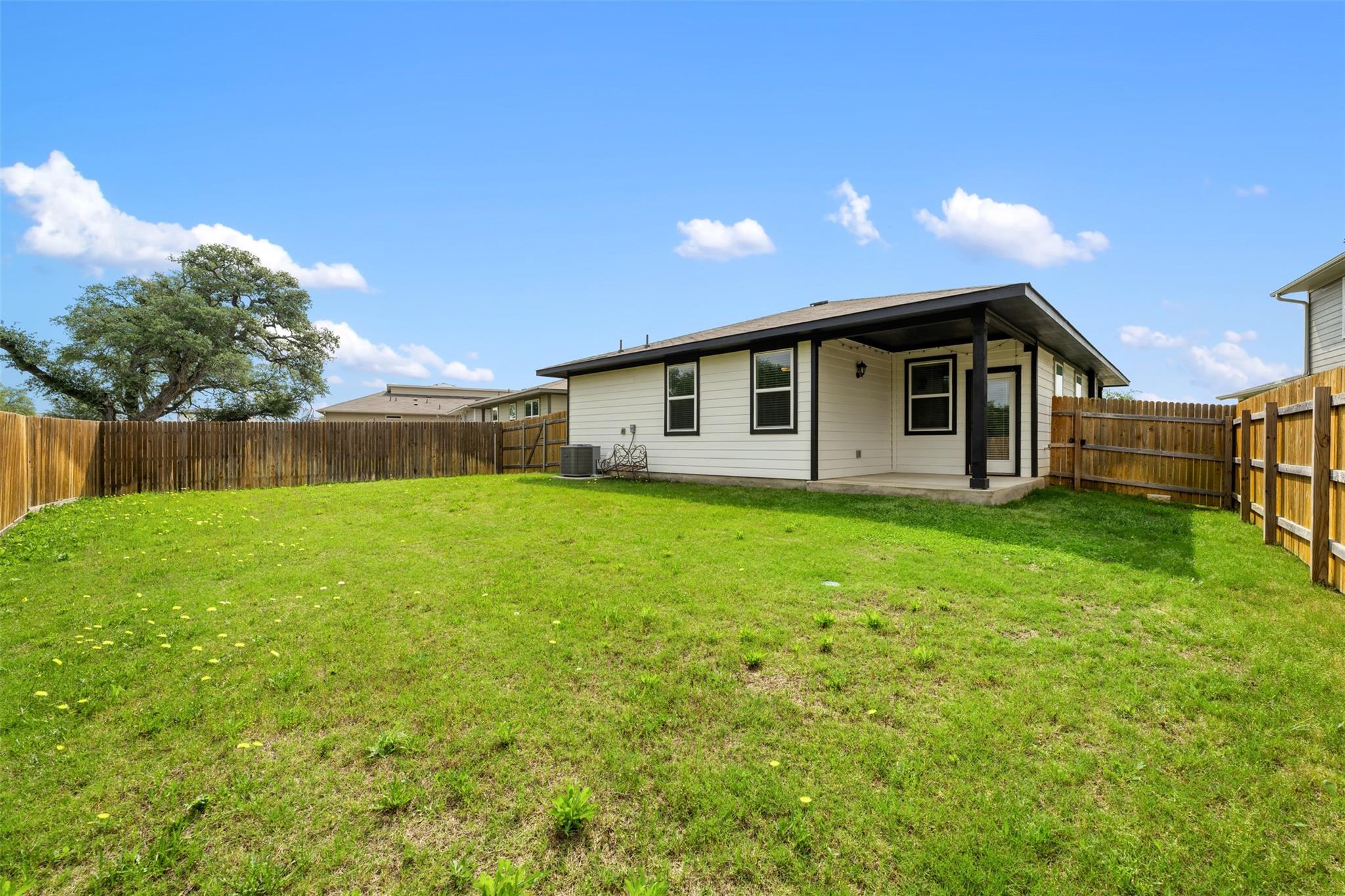 253 Deserti Rd, Leander, TX 78641