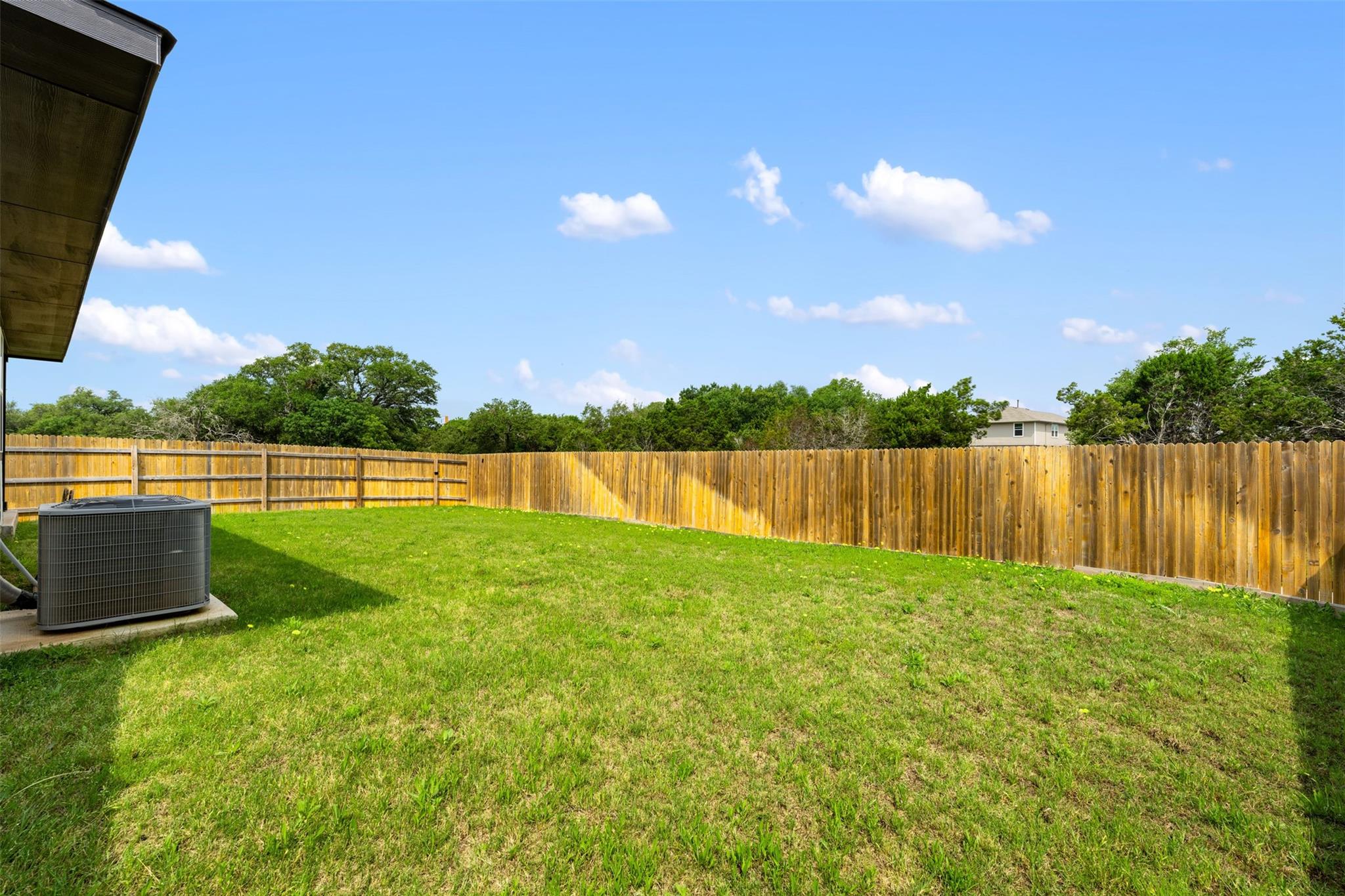 253 Deserti Rd, Leander, TX 78641