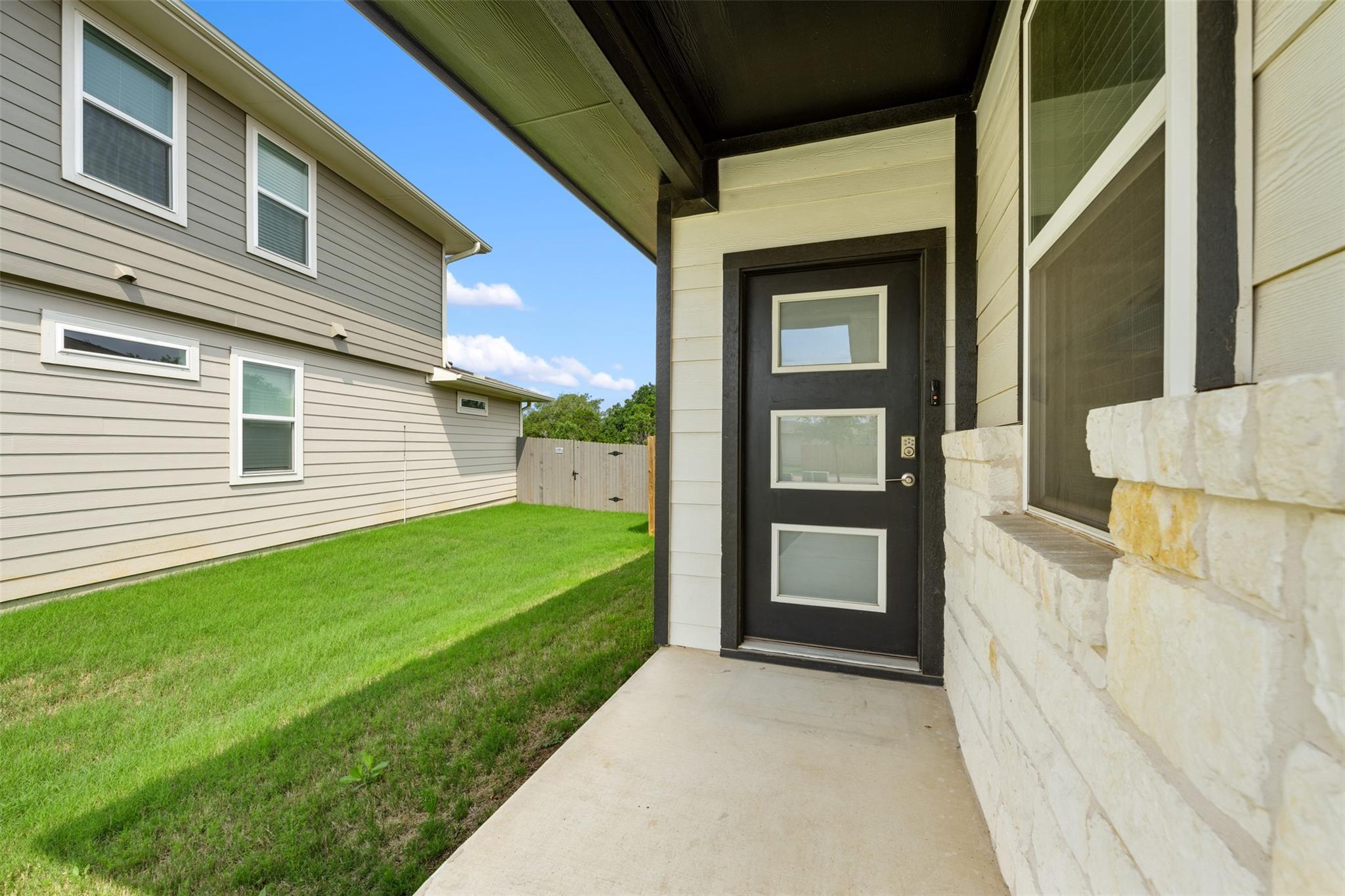 253 Deserti Rd, Leander, TX 78641