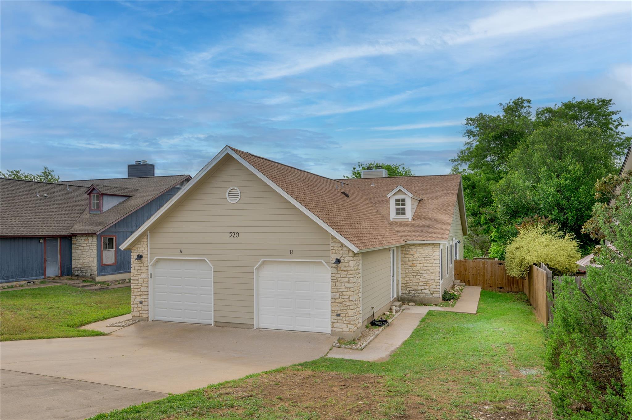 520 Cutty Trl # B, Lakeway, TX 78734