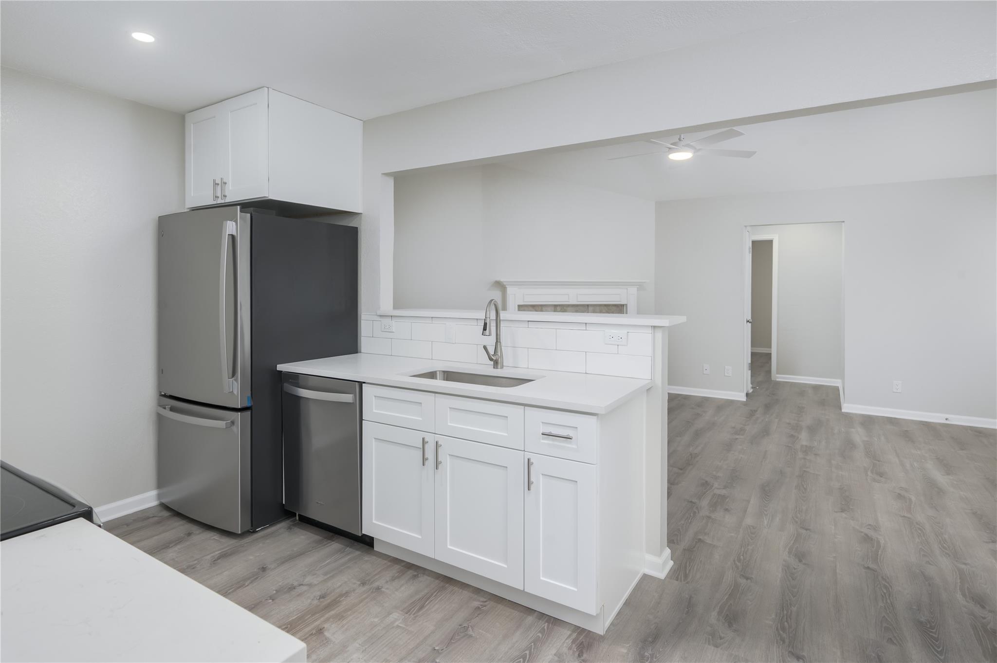 520 Cutty Trl # B, Lakeway, TX 78734