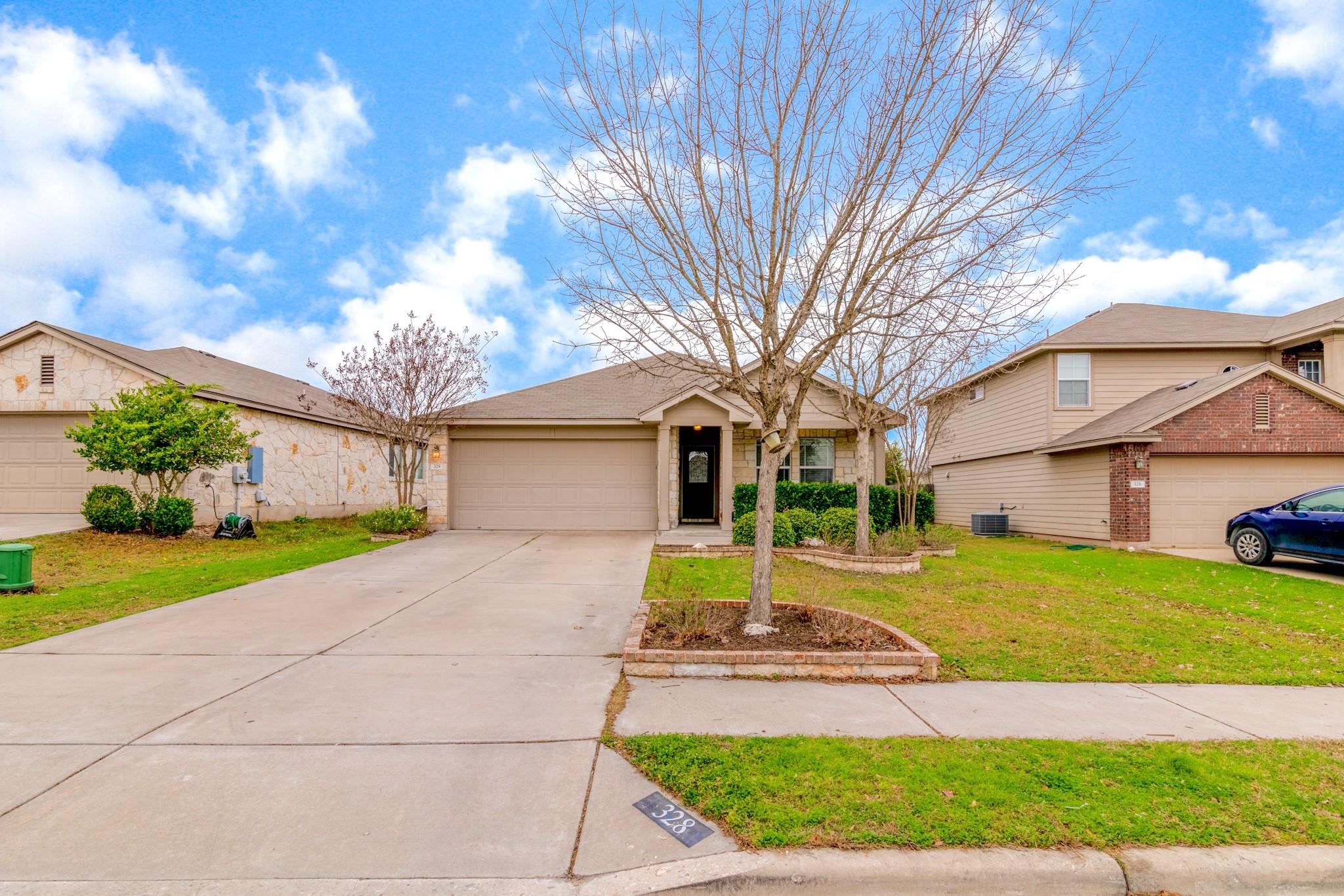 328 Baldwin St, Hutto, TX 78634