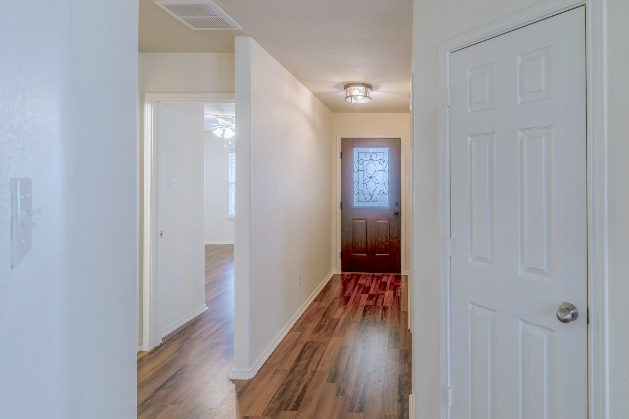 328 Baldwin St, Hutto, TX 78634