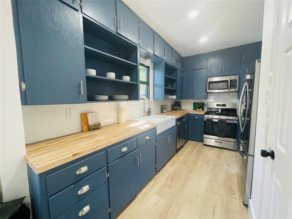 1403 Newfield Ln, Austin, TX 78703